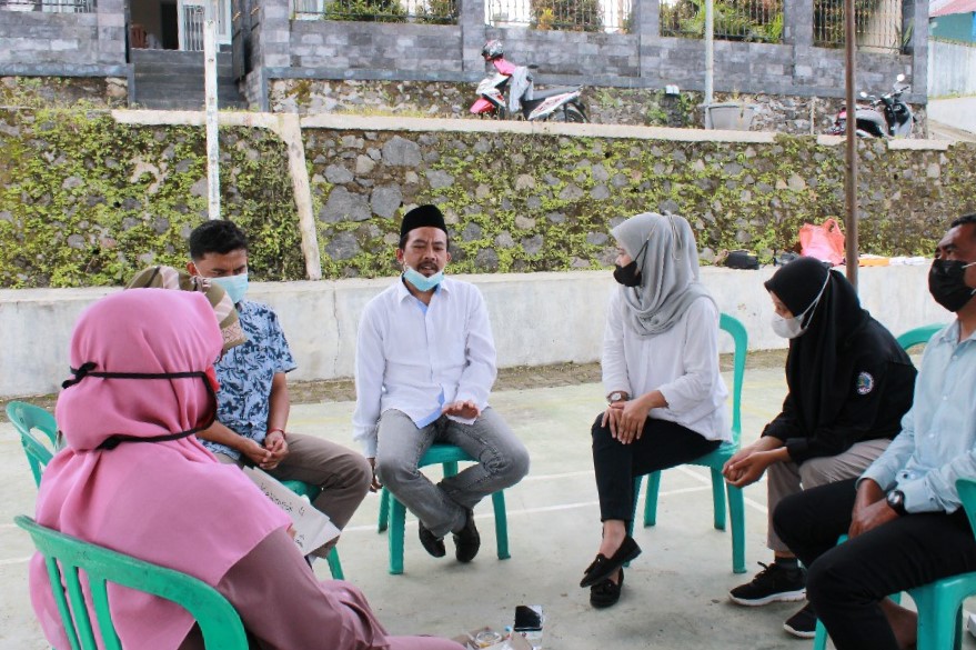 SEMUA WARGA DESA HARUS TERLIBAT TOLAK POLITIK UANG