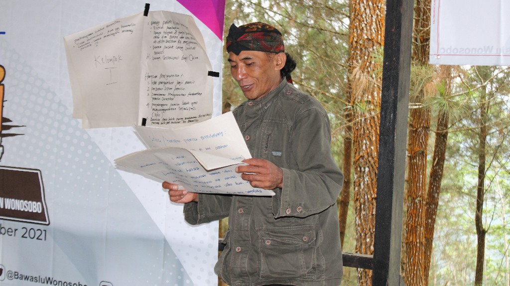 WARGA MENAWARKAN DIRI MENJADI PENGAWAS PARTISIPATIF 