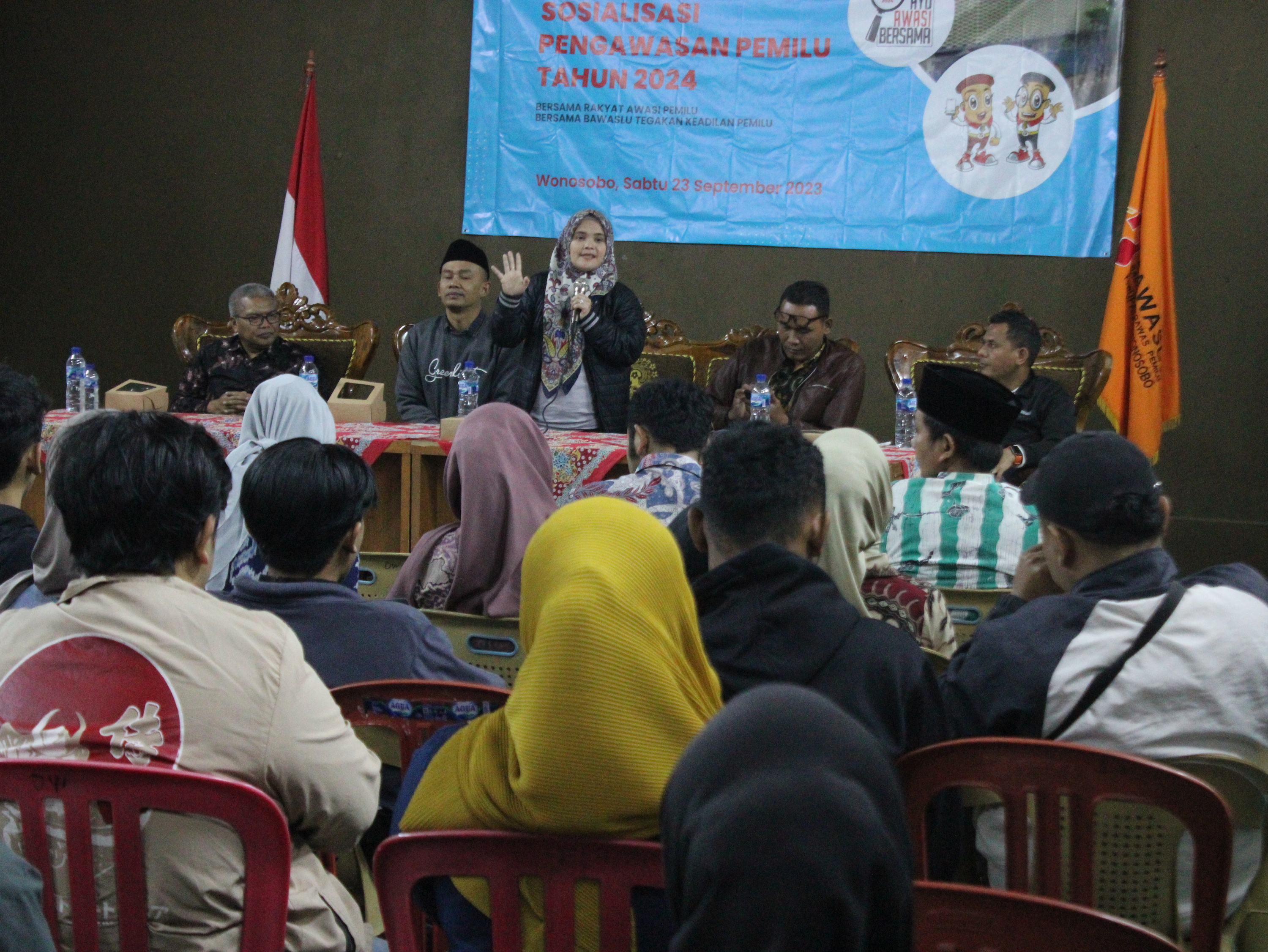 Lolly Terjun Langsung Mengajak Para Pemuda untuk Menjadi Bagian Pengawas Partisipatif