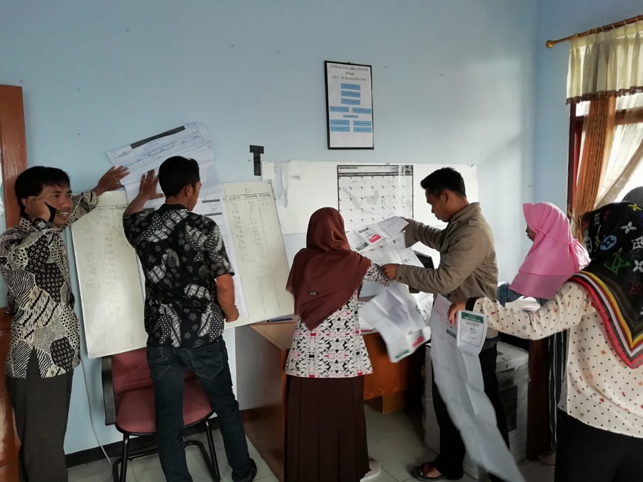 Dua TPS di Kecamatan Wadaslintang Hitung Ulang