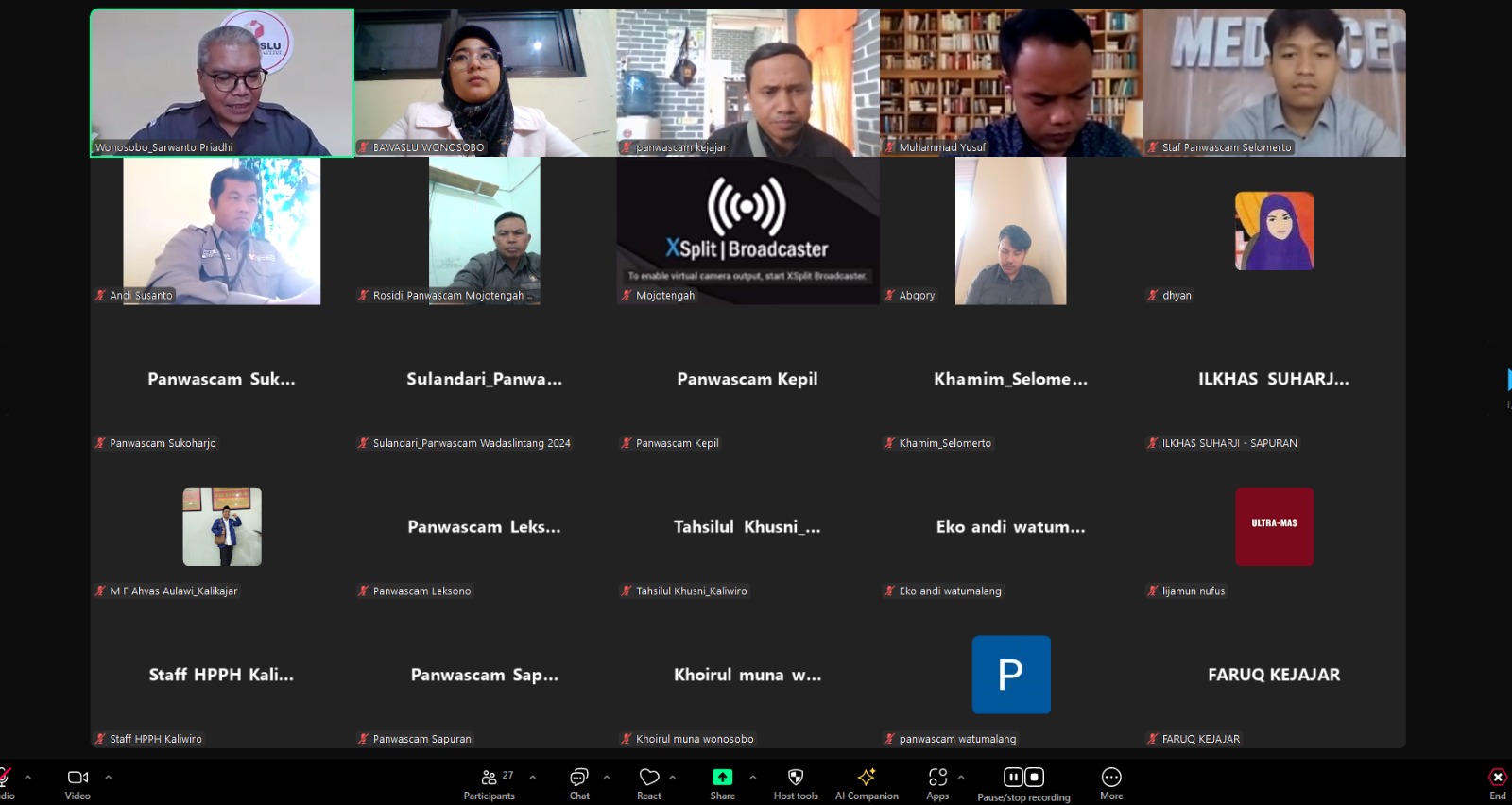 Launching Posko Kawal Hak Pilih secara virtual yang di ikuti oleh seluruh jajaran Panwaslu Kecamatan , Rabu (26/6)