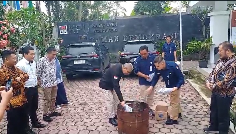 Pemusnahan Surat Suara
