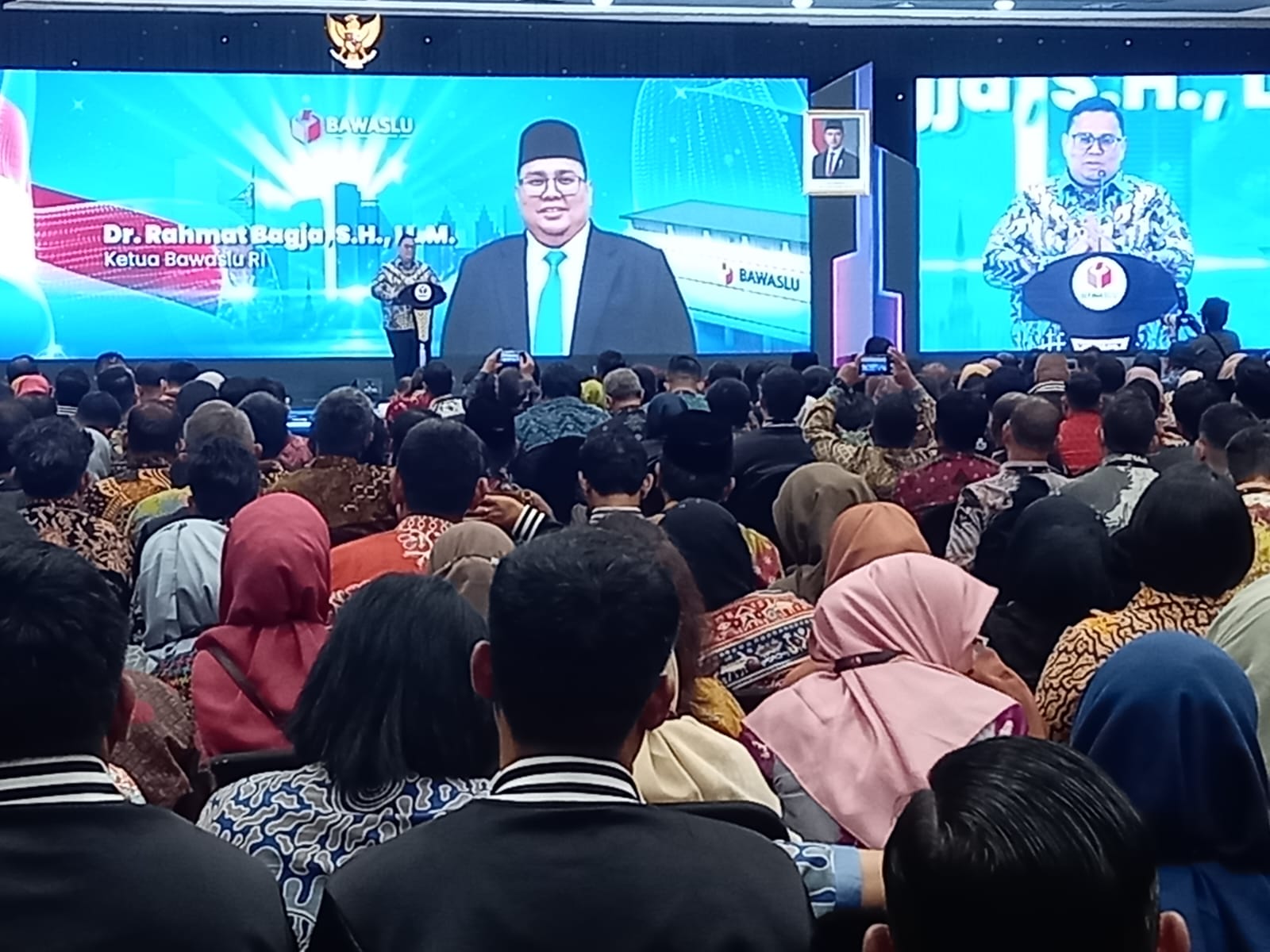 Ketua Bawasu RI, Rahmat Bagja saat membuaka Konsolnas Tahun 2025