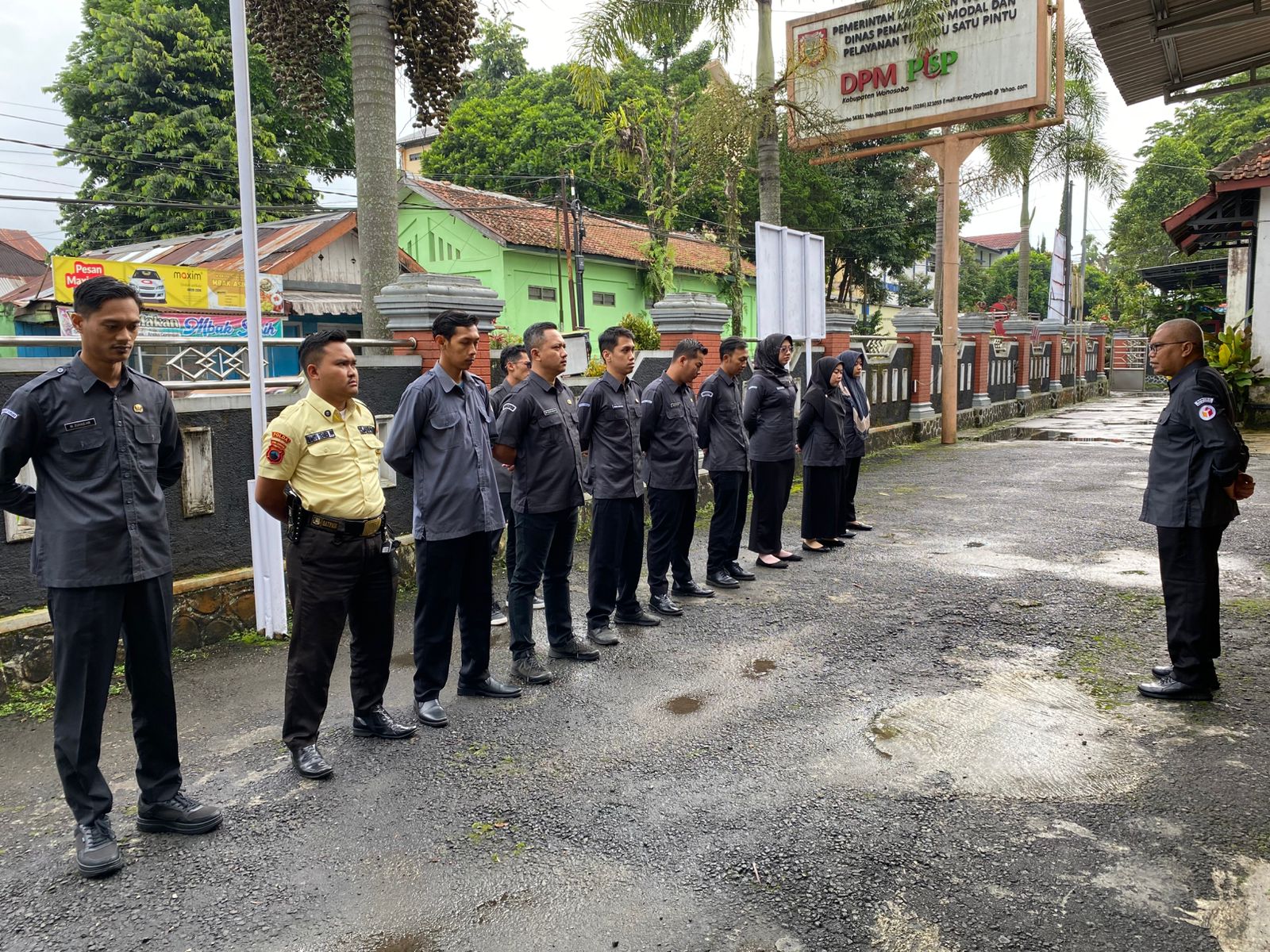 apel pagi