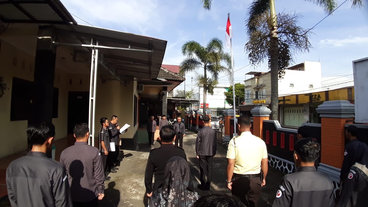 Apel Pagi