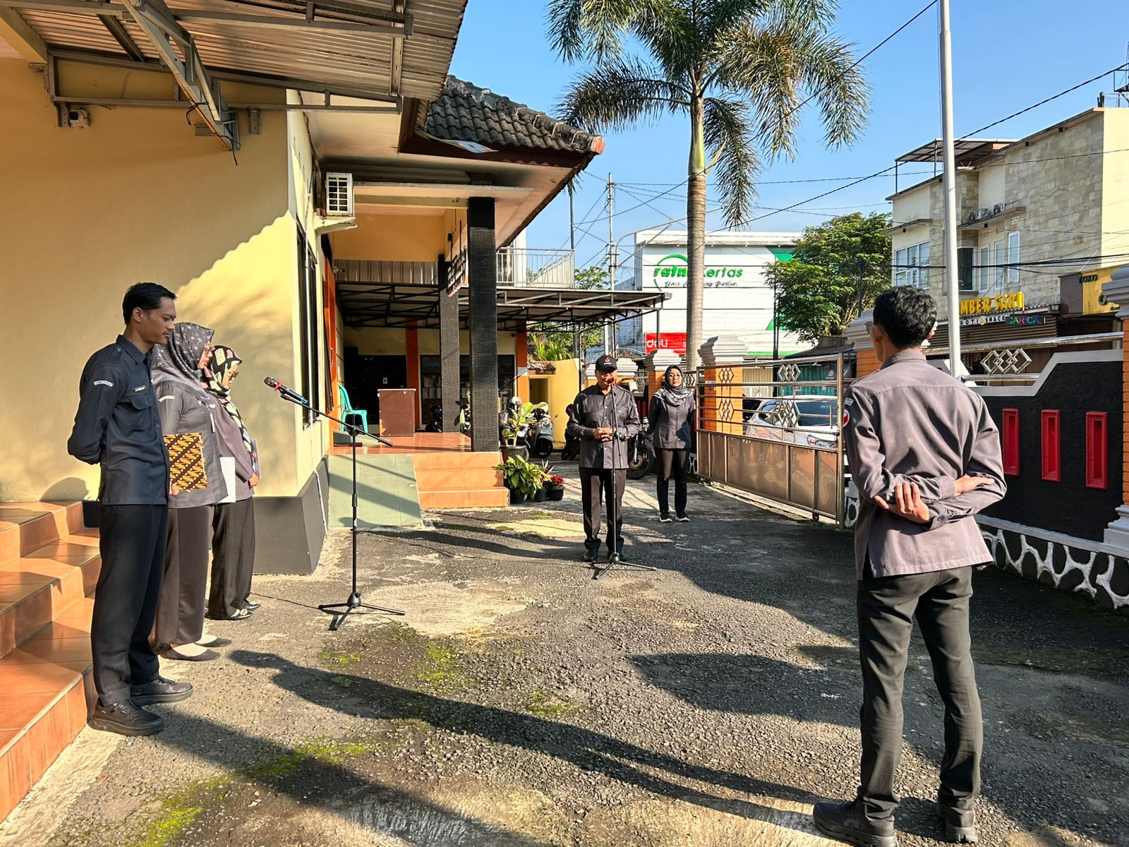 Apel Pagi