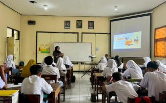 Bawaslu Mengajar SMAN 1 Kertek