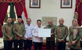 Penandatangan MoU  antara Bawaslu Wonosobo dan Pemerintah Kabupaten Wonosobo 